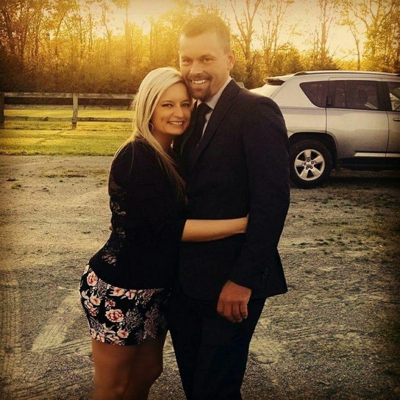 Meet your Posher, Stephanie - Picture 6 of 8